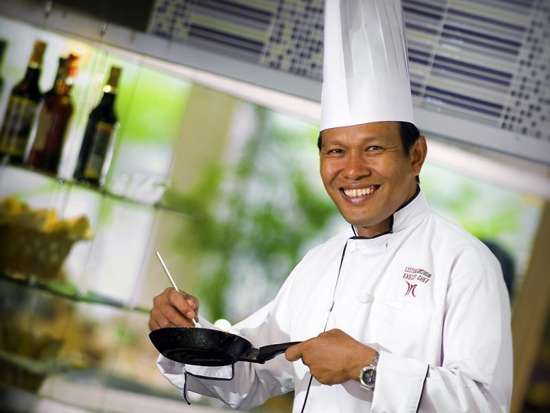 Mercure Pontianak City Center Экстерьер фото